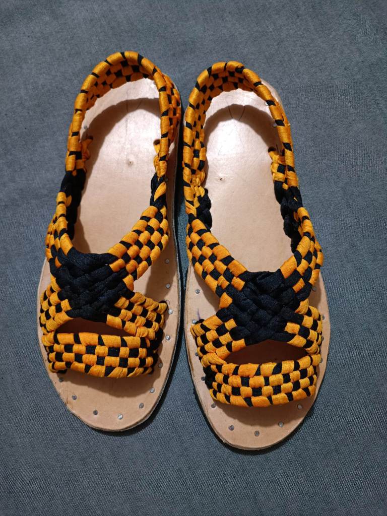 PERRAS PINTAS $185
(5-10)